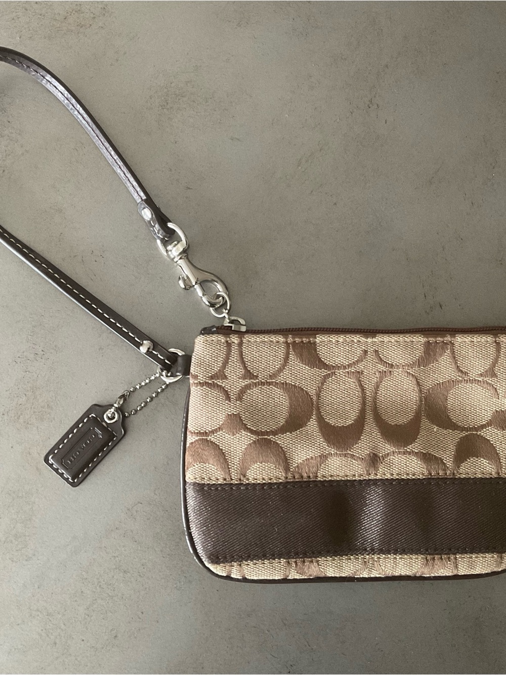 Coach Signature Khaki/Brown Logo Wristlet Canvas Patent Leather Strap & Trim